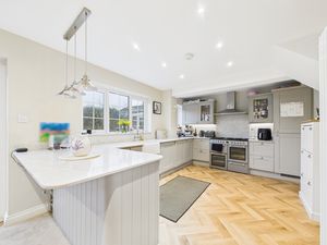 kitchen- click for photo gallery